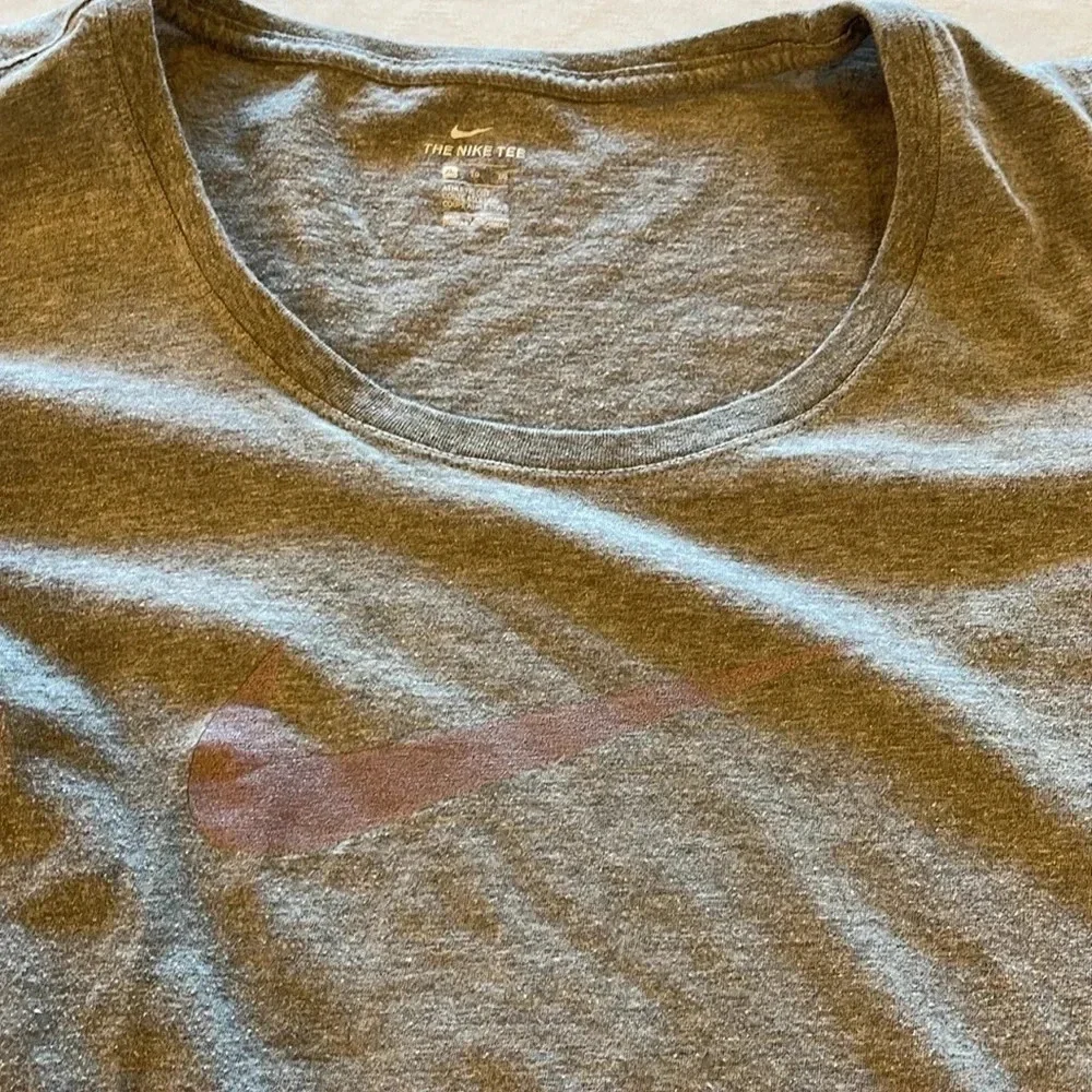 Nike women’s‎ tee shirt XL EUC